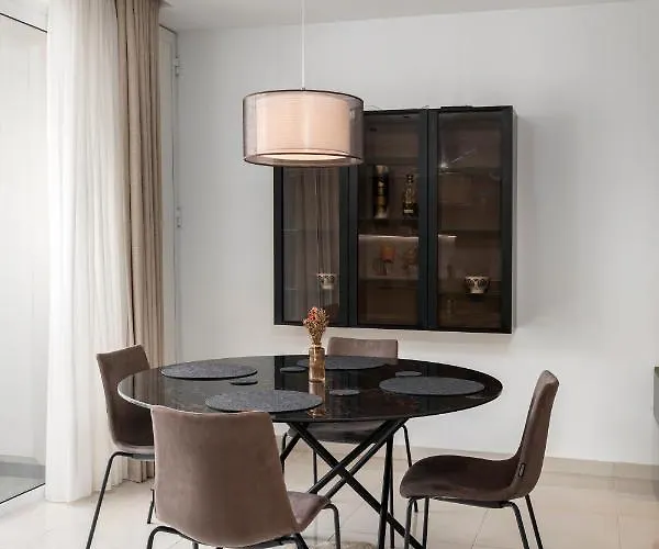 Modern 3br Stylish With Large Balcony - Close To St Julians And St Georges Bay *