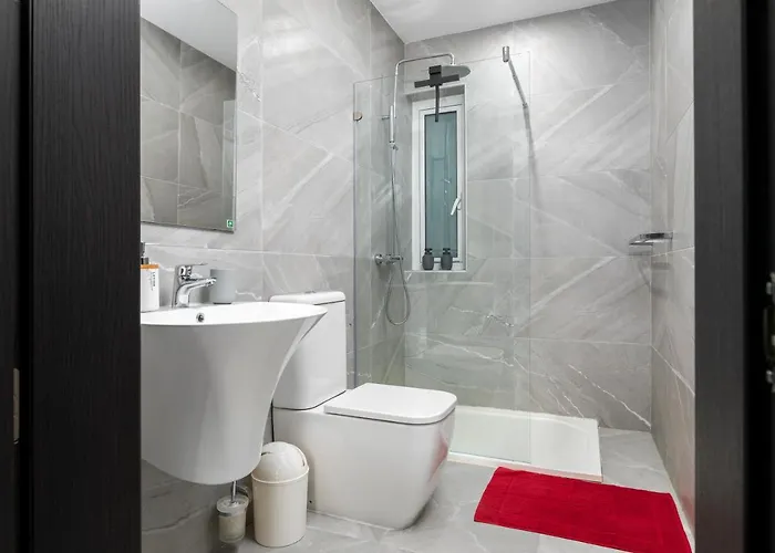 Modern 3br Stylish With Large Balcony - Close To St Julians And St Georges Bay Lägenhet Is-Swieqi